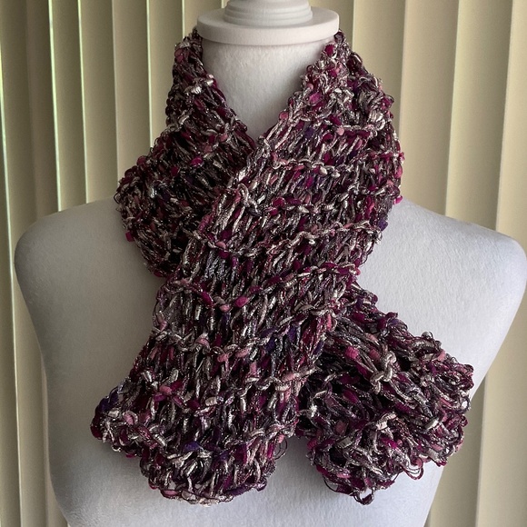 Hand knit Infinity Scarf - Picture 3 of 5